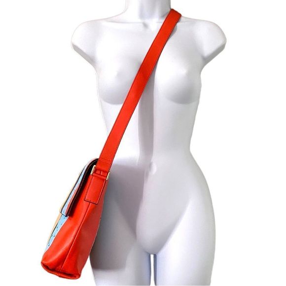 Victor Hugo Leather Crossbody Bag - Picture 3 of 16